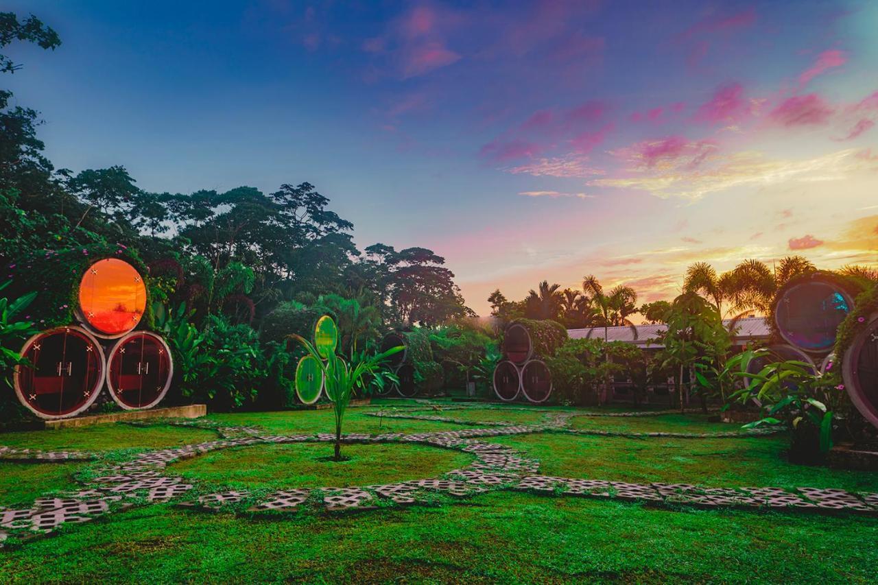 Arenal Backpackers Resort La Fortuna Esterno foto The Labyrinth at the University of the West Indies, Cave Hill Campus